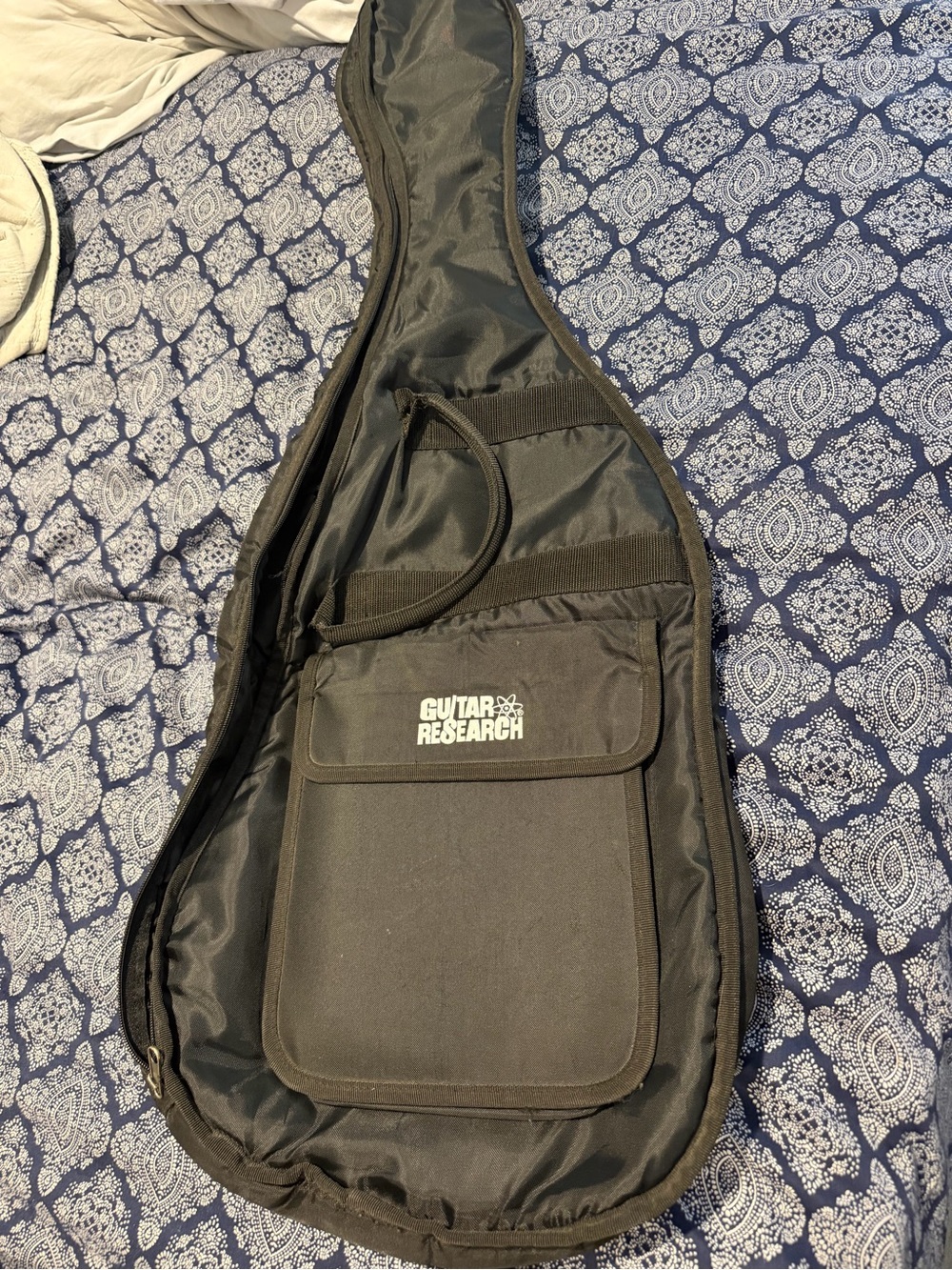 Black Padded Guitar Bag with Front Pocket
